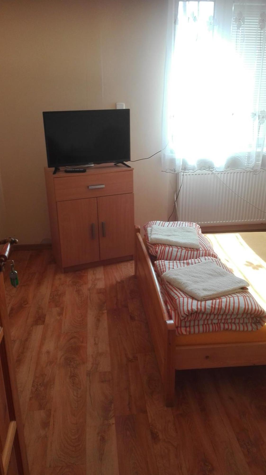 Apartamenty, Pokoje, Noclegi Pracownicze " Skarpa" ويلكاسي المظهر الخارجي الصورة