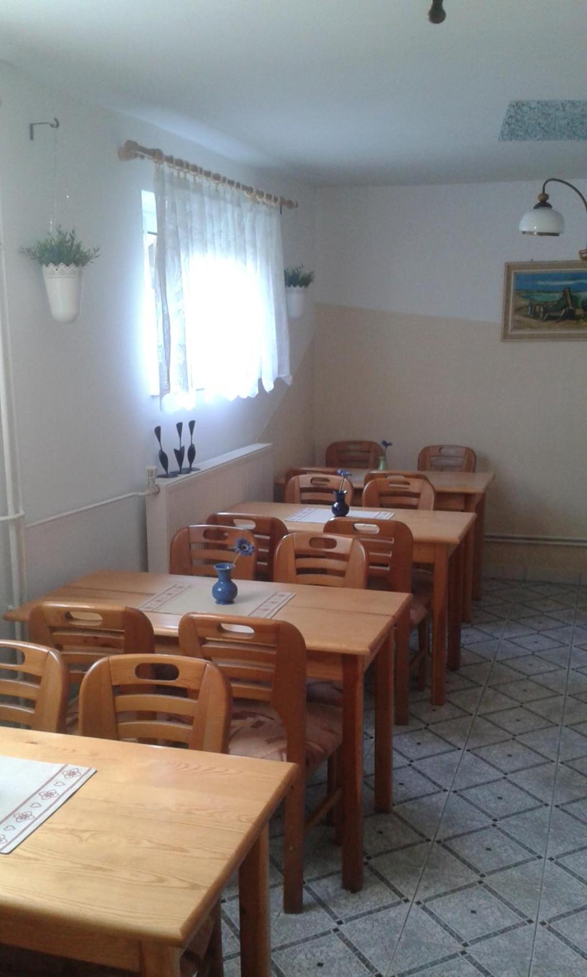 Apartamenty, Pokoje, Noclegi Pracownicze " Skarpa" ويلكاسي المظهر الخارجي الصورة