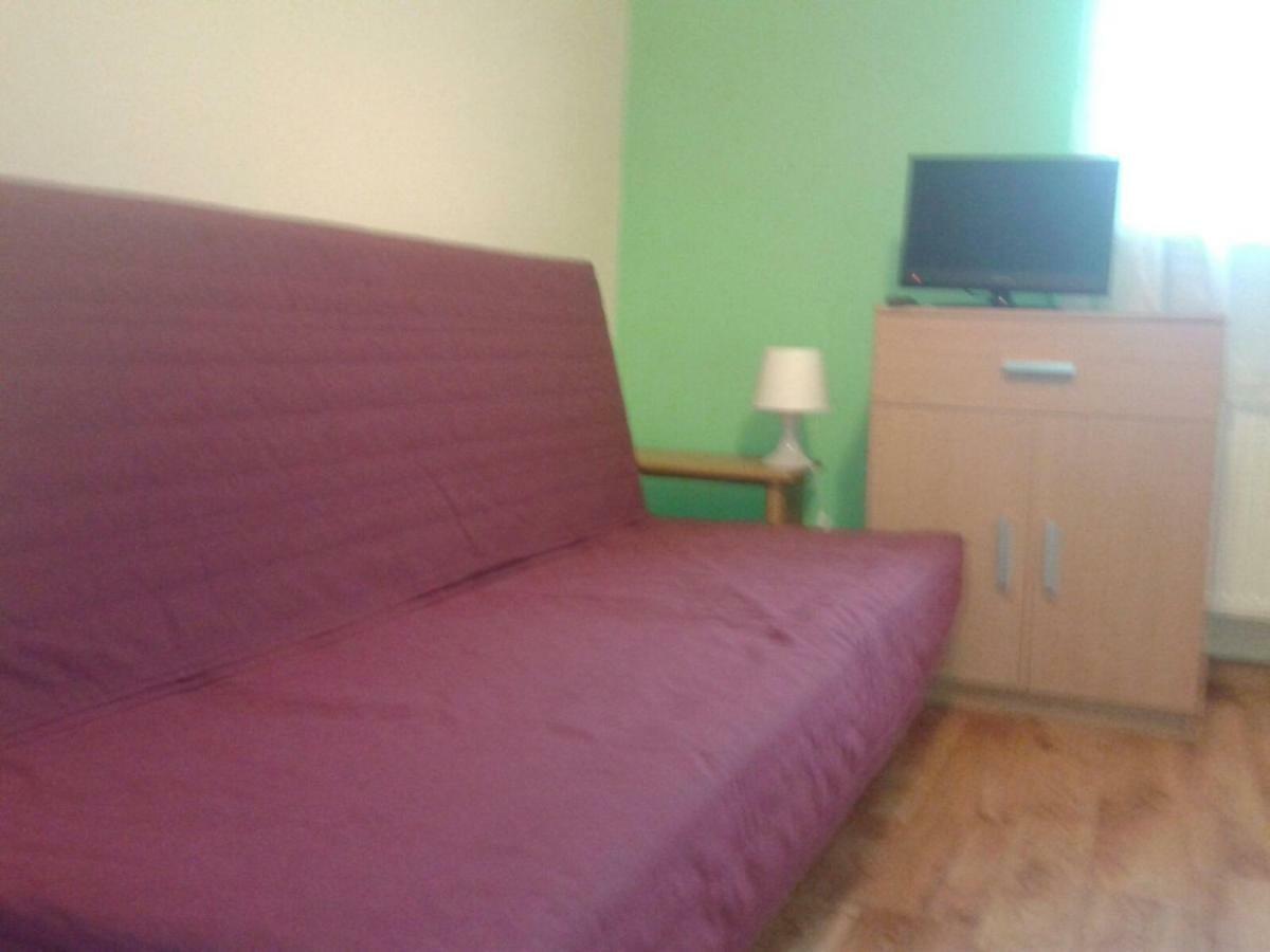 Apartamenty, Pokoje, Noclegi Pracownicze " Skarpa" ويلكاسي المظهر الخارجي الصورة